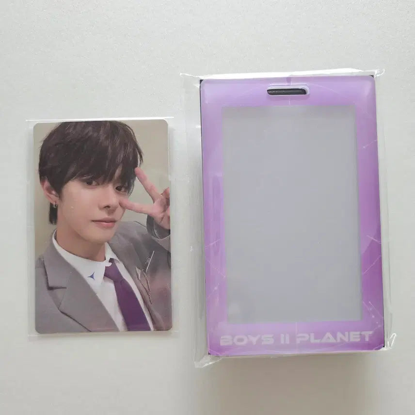 보이즈2플래닛 아카이브 전시회 2주차 포카+포토 홀더 세트 - 이리오 D