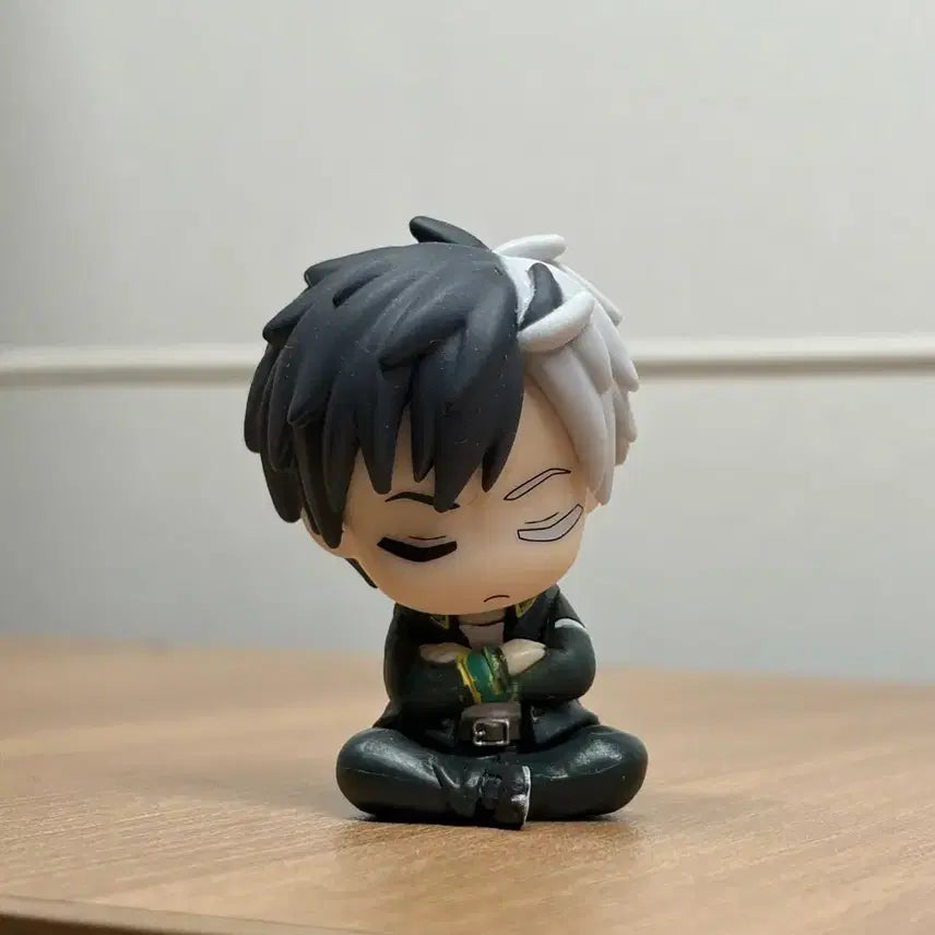 윈브레 사쿠라 어깨쿵 피규어