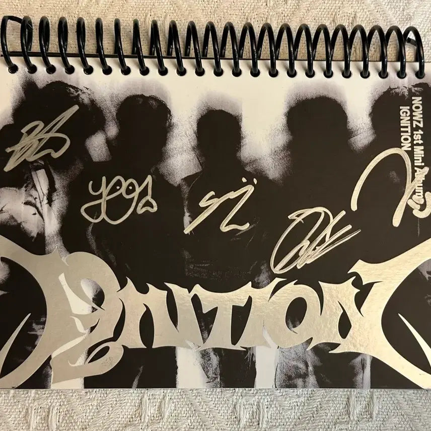 나우즈 NOWZ 친필 싸인앨범