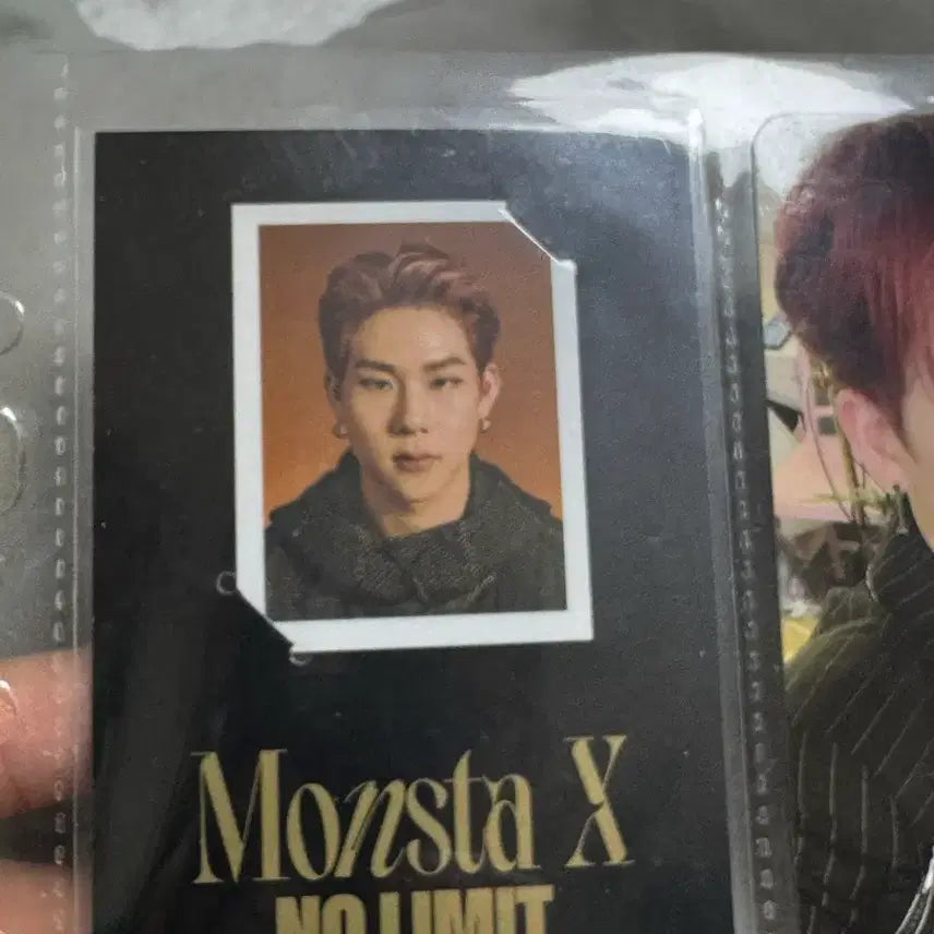 몬스타엑스 주헌 포카 no limt 증명사진같은형태