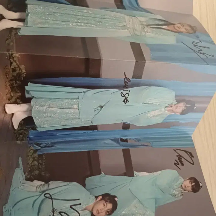 킹덤 비매 싸인 앨범