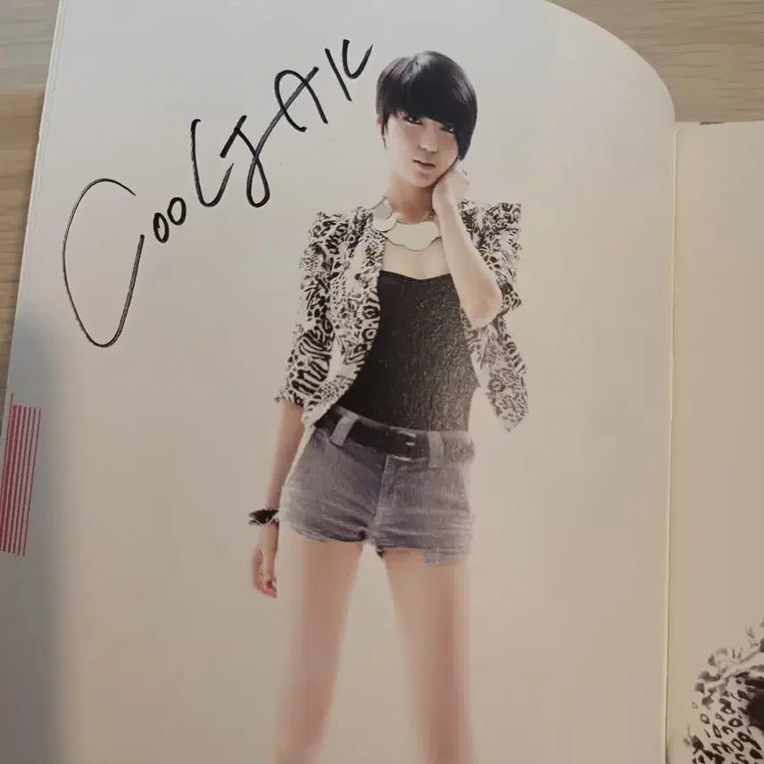 에이프릴키스 비매 싸인 앨범