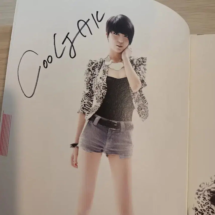 에이프릴키스 비매 싸인 앨범