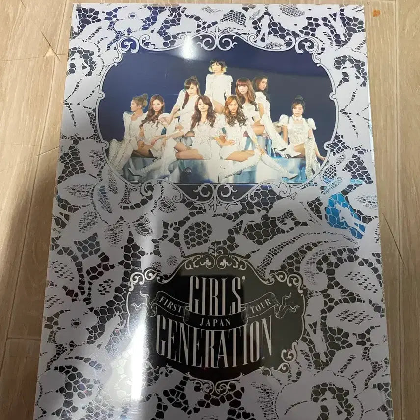 (가격인하)소녀시대 japan first tour DVD 한정판 팝니다.
