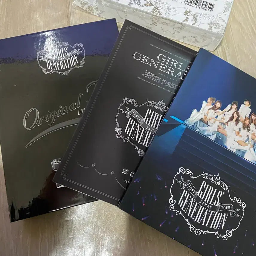 (가격인하)소녀시대 japan first tour DVD 한정판 팝니다.