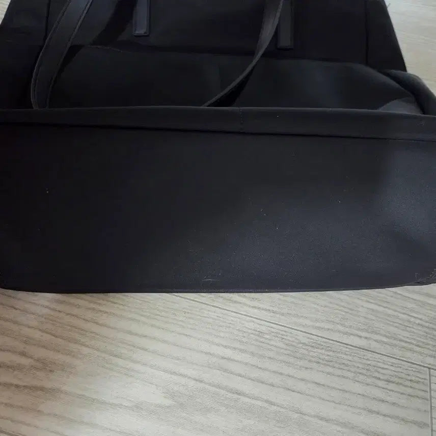 [BUNJANG] Hazzys Nylon Shoulder Bag / 헤지스 나일론 숄더백