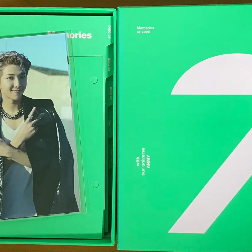 방탄소년단 메모리즈 2020 블루레이 포카없음