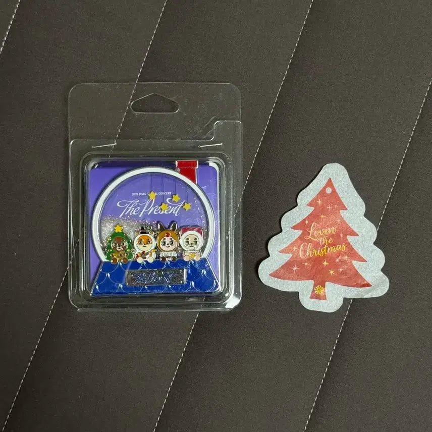 [BUNJANG] Day6 Clcon Snowball Magnet + Tree Confetti / [미개봉] 데이식스 클콘 스노우볼 마그넷 + 트리 컨페티