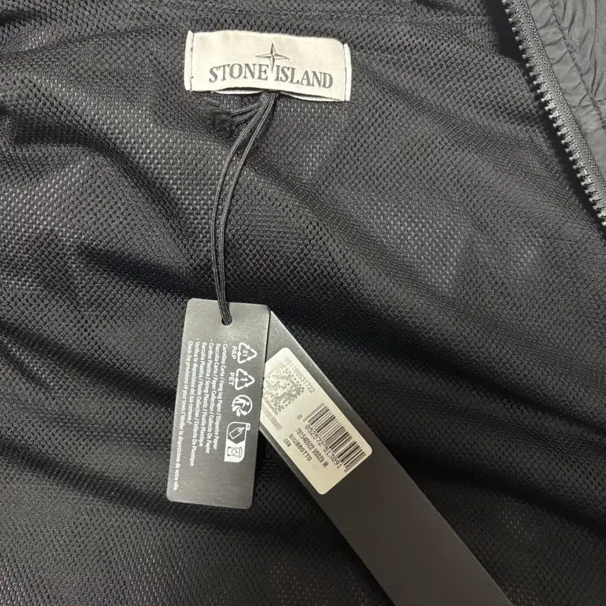 [BUNJANG] Stone Island 23SS M Windbreaker / 스톤아일랜드 크링클랩스 23ss M 후드 바람막이