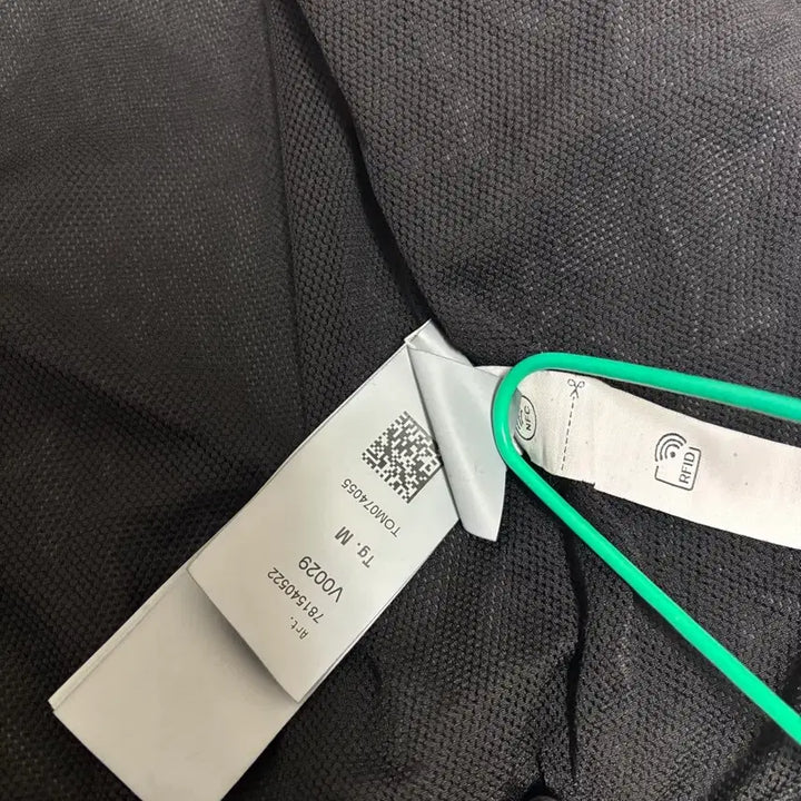 [BUNJANG] Stone Island 23SS M Windbreaker / 스톤아일랜드 크링클랩스 23ss M 후드 바람막이