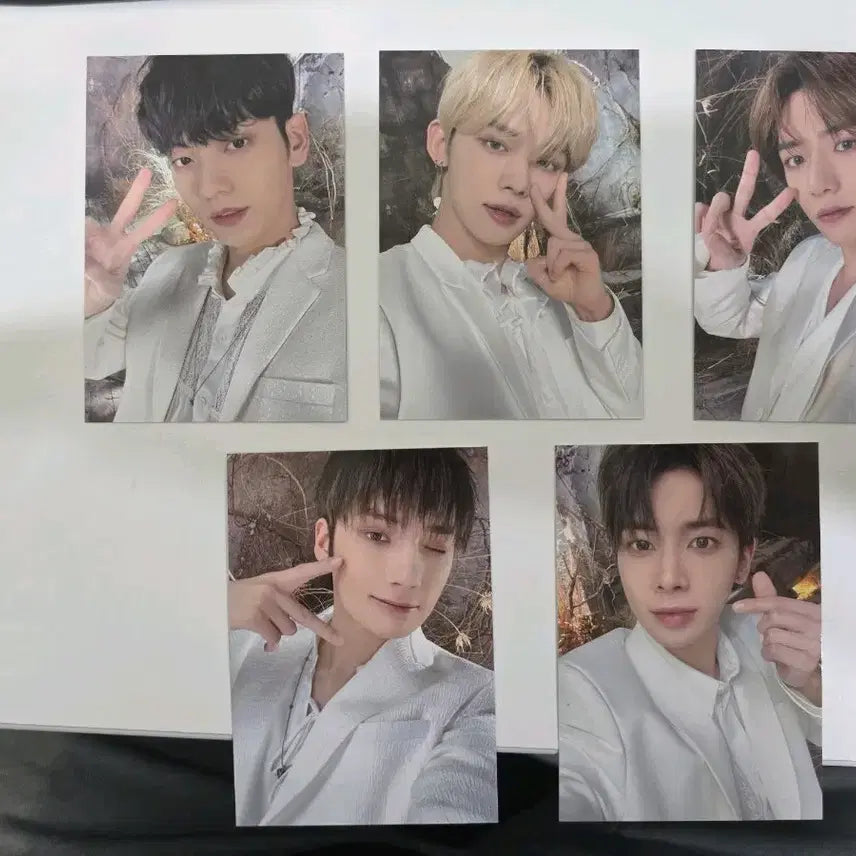 투모로우바이투게더 투바투 럽식 포토카드 TXT 일괄 양도합니다