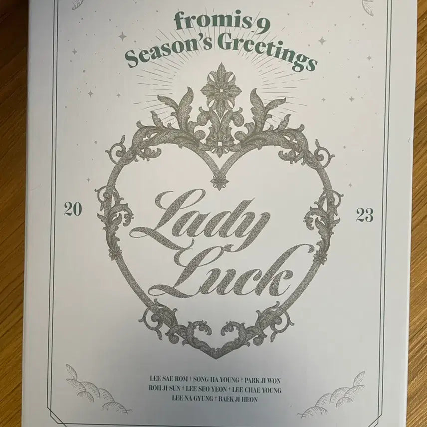 프로미스나인 2023 시즌그리팅 Lady Luck