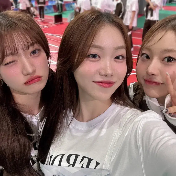 2024 빌리 수현 아육대 폴라로이드