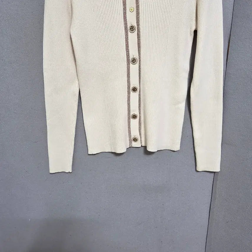 [BUNJANG] Unknown Item 55 Cardigan Knit / 아이잣바바 브이넥 가디건 니트 55  n2212