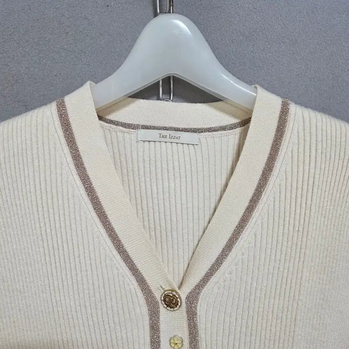 [BUNJANG] Unknown Item 55 Cardigan Knit / 아이잣바바 브이넥 가디건 니트 55  n2212