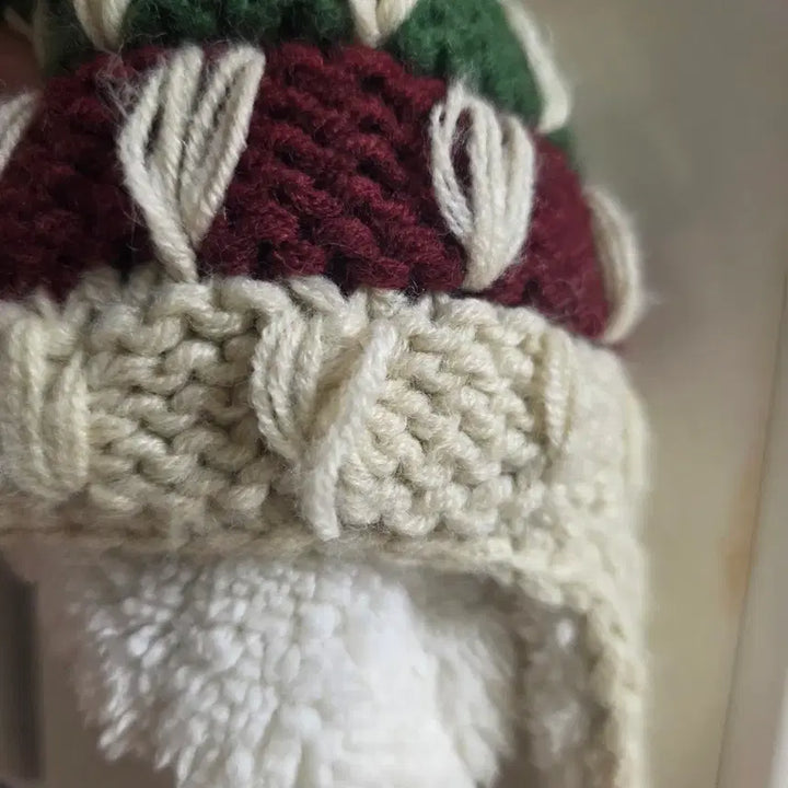 [BUNJANG] Women's Knit Hat with Ear Flaps / 폼폼이 털모자 귀덮개 니트 모자 여성용