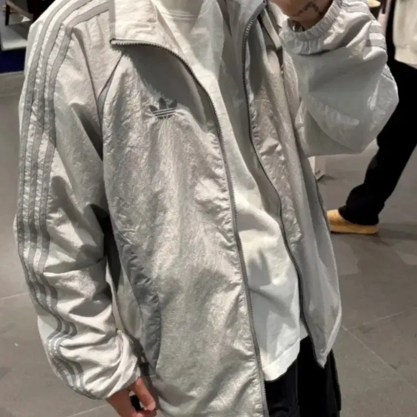 [SOLD OUT] 아디다스 아디컬러2000s xl