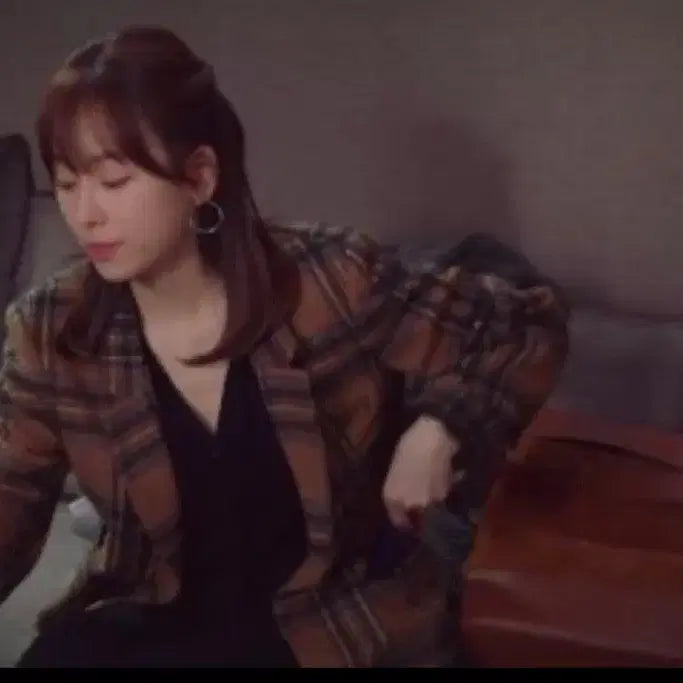 [BUNJANG] fromis_9 Gyul Check Jacket / 프리마돈나 겨울 체크 자켓