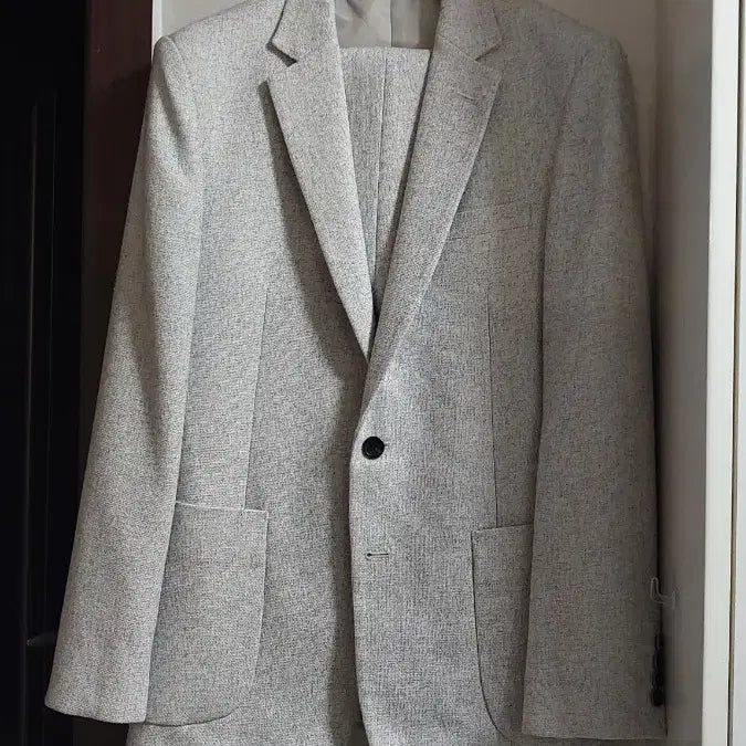 [BUNJANG] Men's Gray Suit Set / 라이트 그레이 컬러 남성 정장 세트