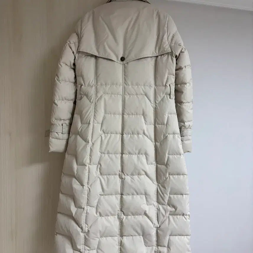 [BUNJANG] Itzy Quilted Double Button Down Coat / 잇미샤 퀼팅 더블 버튼 다운 코트
