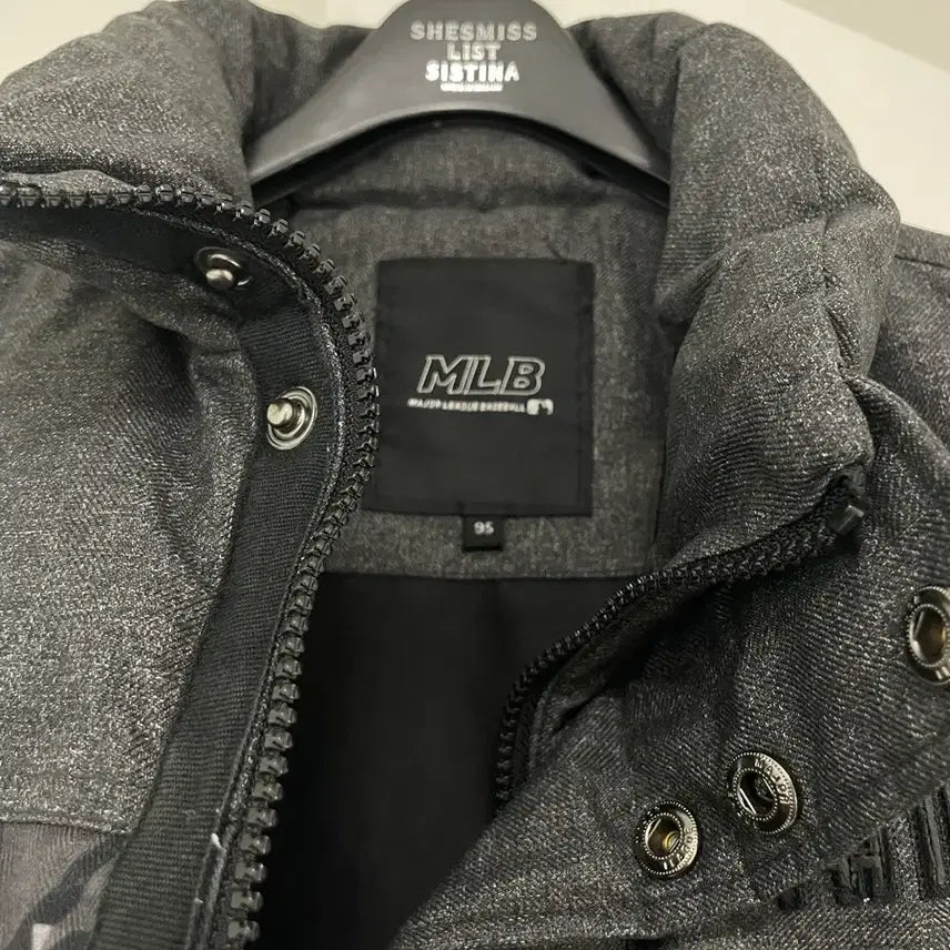 [BUNJANG] MLB New York Yankees Vest Padded / MLB 뉴욕 양키스 조끼 패딩