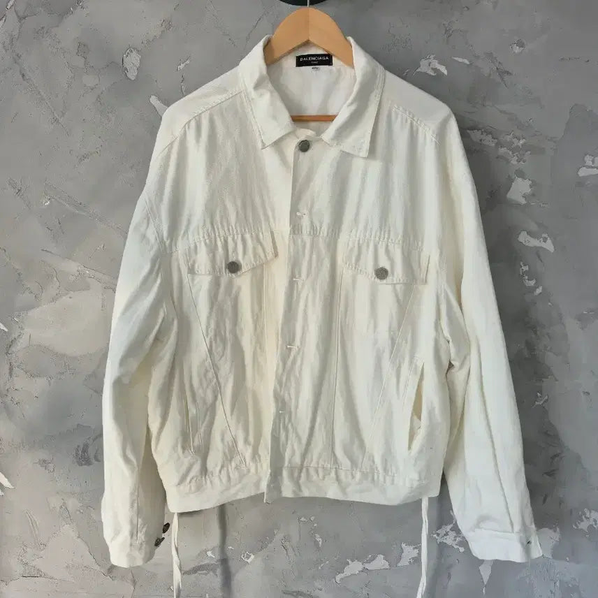 [BUNJANG] Balenciaga White Denim Jacket 2XL / 발렌시아가 화이트 데님 자켓 2xl