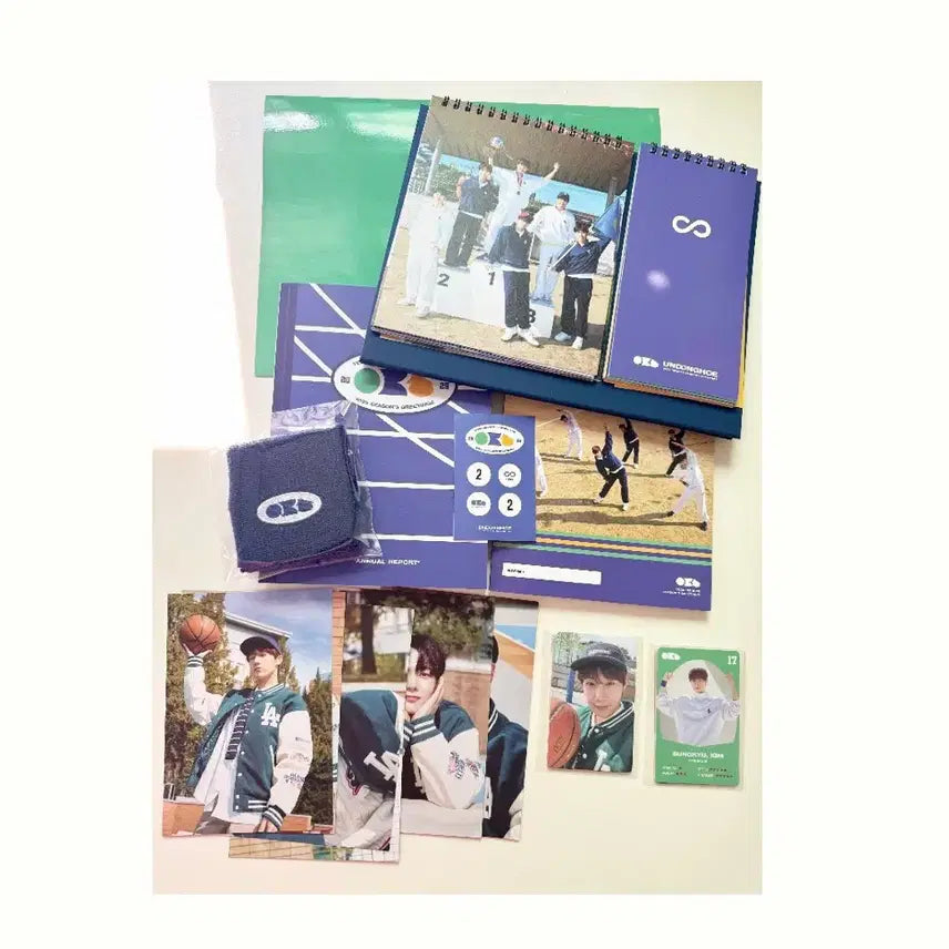 인피니트 포카 2025 시즌그리팅 구성품 양도 굿즈 시그 달력