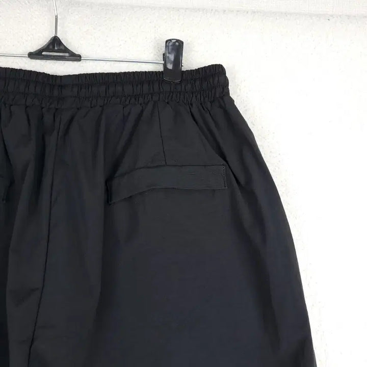 [SOLD OUT] 여성 밴딩 9부 트레이닝 조거 바지(66/M)