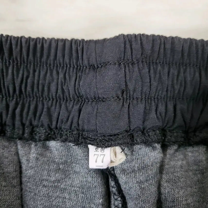 [SOLD OUT] 여성 밴딩 9부 트레이닝 조거 바지(66/M)