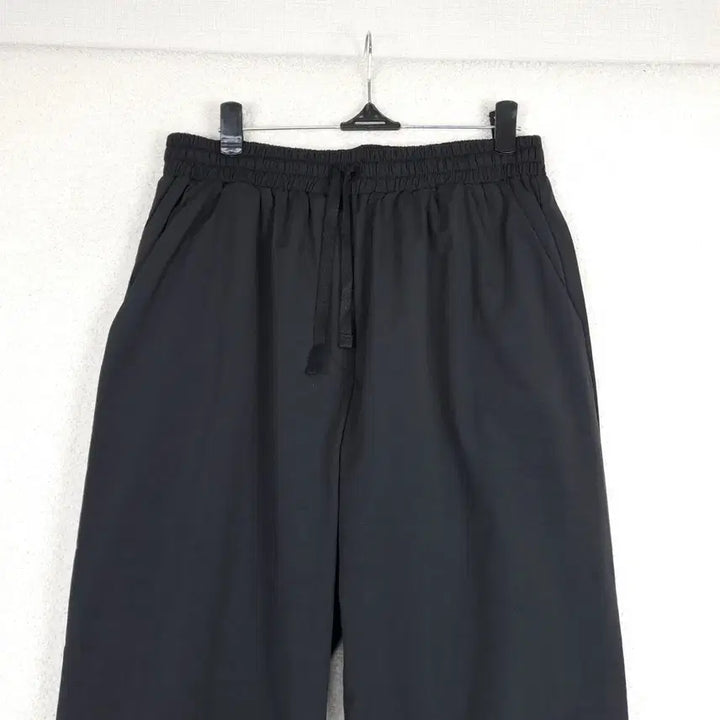 [SOLD OUT] 여성 밴딩 9부 트레이닝 조거 바지(66/M)