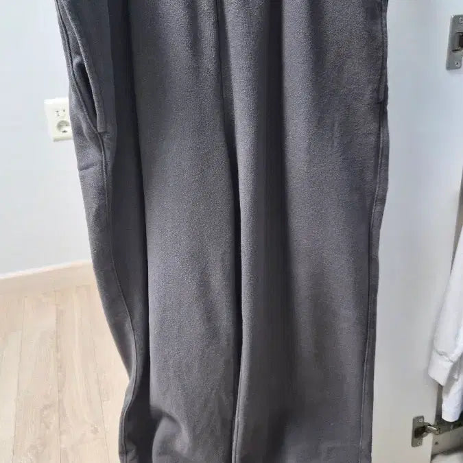 [BUNJANG] Muzak Standard Sweat Pants Gunmetal L Size / 인기 색상! 무탠다드 스웨트 팬츠 건메탈 L 사이즈
