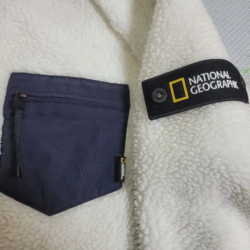 [BUNJANG] National Geographic Men's Fleece Zip-Up Jacket (Size M) / 내셔널지오그래픽 정품 남성 플리스 집업 자켓 M 사이즈(무료배송)