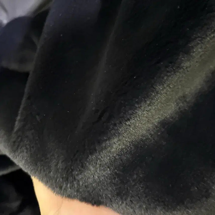 [BUNJANG] Moose Knuckles Bunny Sweatshirt Limited Edition / 무스너클 버니스웨터 한정판