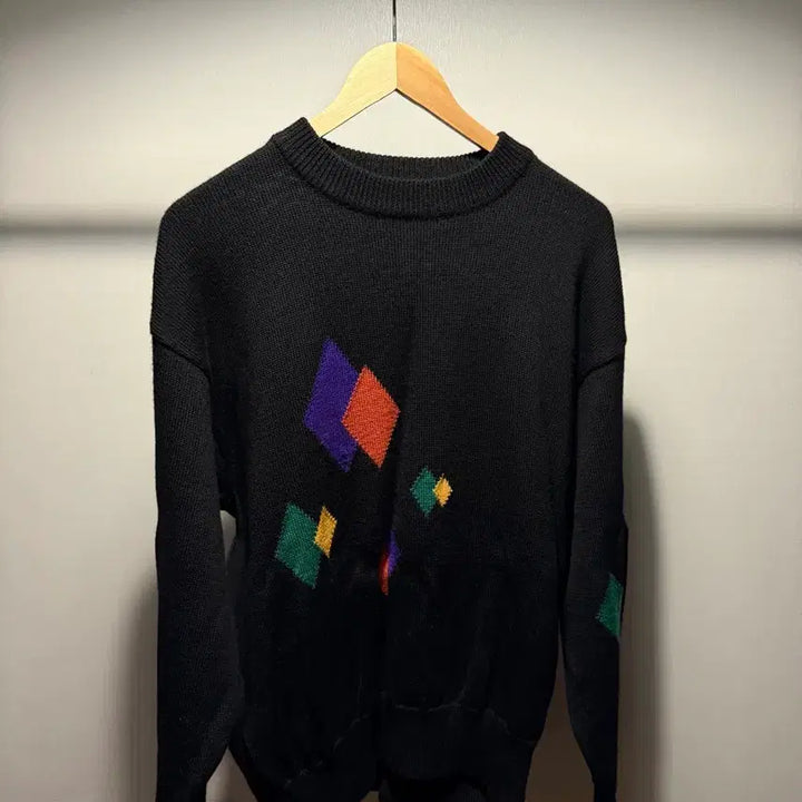 [BUNJANG] Vintage Black Pattern Knit / 빈티지 블랙 패턴 니트