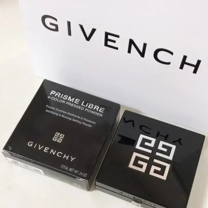 [BUNJANG] Givenchy Prisme Libre Pressed Powder N01 Mousseline Pastel / 지방시 프리즘 리브르 프레스드 파우더 N01 무슬린 파스텔