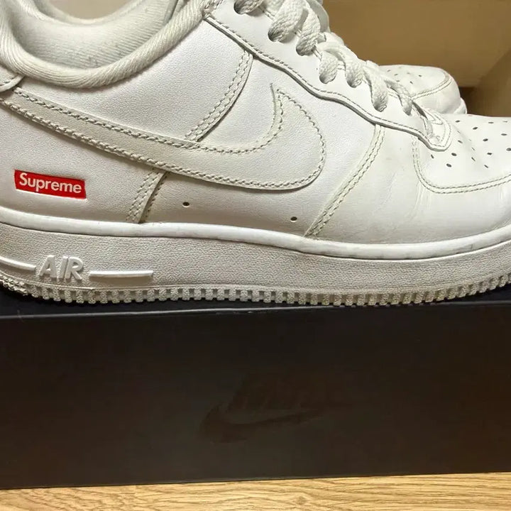 [BUNJANG] Nike Supreme Air Force 1 White 260 / 나이키 x 슈프림 에어포스1 화이트 260