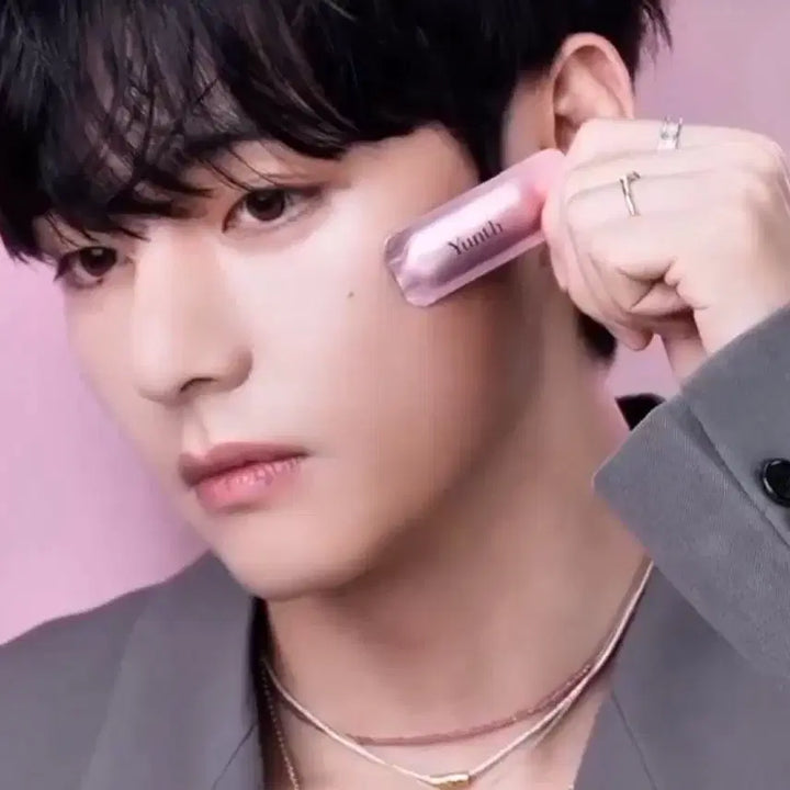 [BUNJANG] BTS V Yunth Vitamin C Ampoule + Limited Edition Keyring / 뷔 Yunth 윤스 비타민C 앰플 28일분+기간한정 판매키링