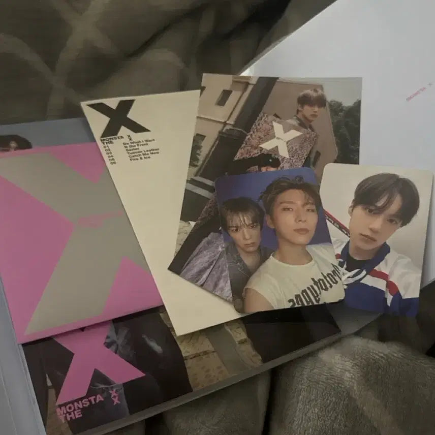 몬스타엑스 미니앨범 (포카포함)