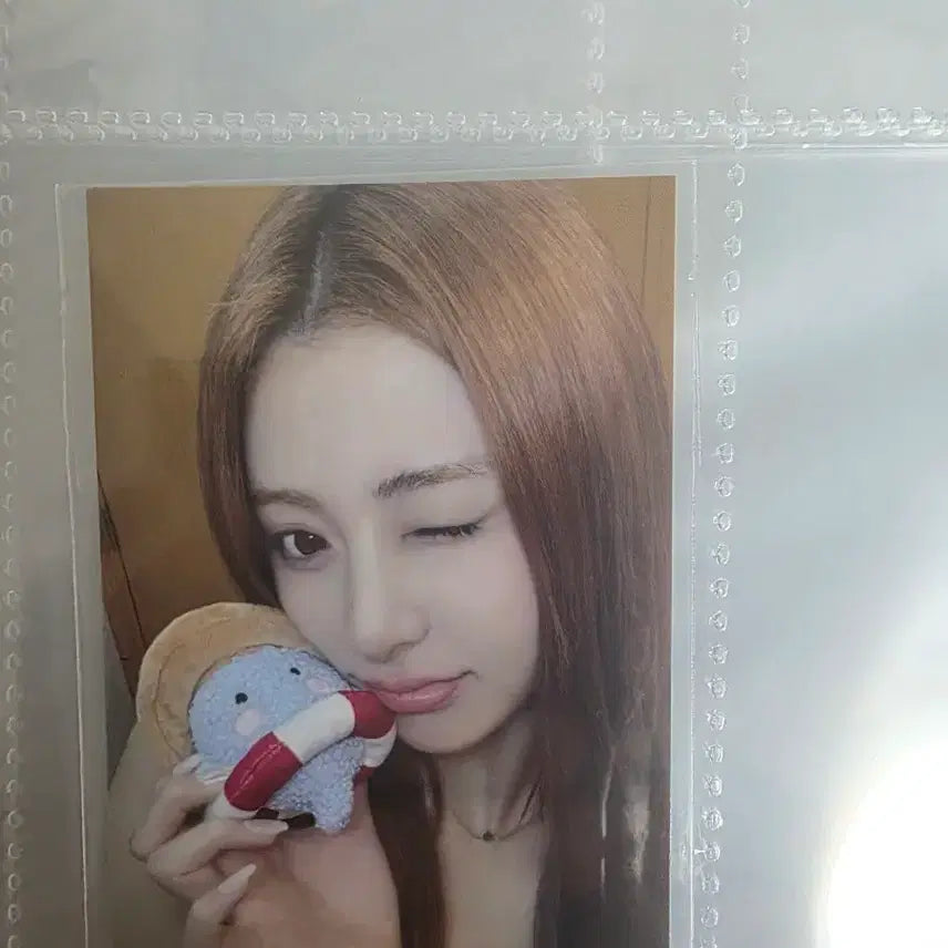 르세라핌 허윤진 핌즈클럽 15만원.특전