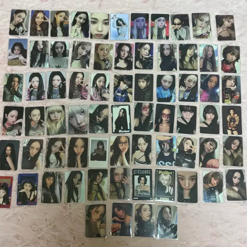 폭덤,급처)에스파 카리나 포카 70장 일괄