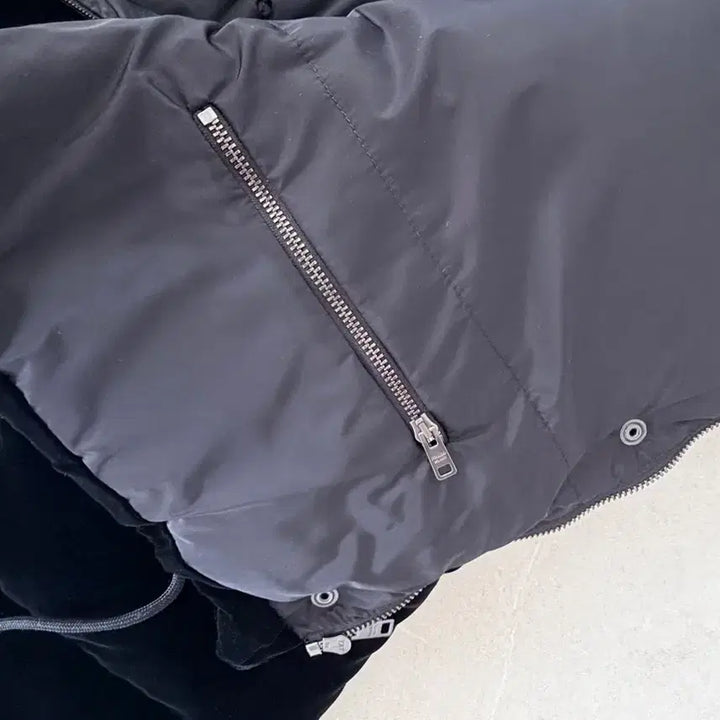 [BUNJANG] Prada Velvet Two-Way Crop Padded Jacket / Prada 프라다 벨벳 투웨이 크롭 패딩