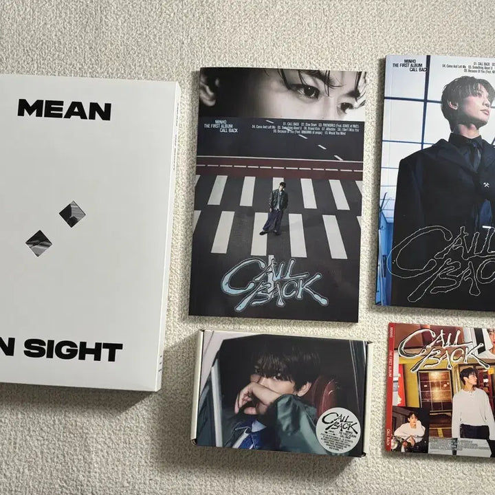 [BUNJANG] SHINee Minho Photobook / [택포] 샤이니 민호 솔로앨범 사진회 포토북 일괄 양도