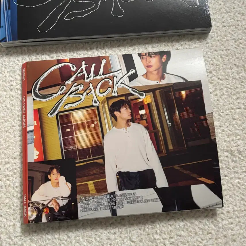 [BUNJANG] SHINee Minho Photobook / [택포] 샤이니 민호 솔로앨범 사진회 포토북 일괄 양도