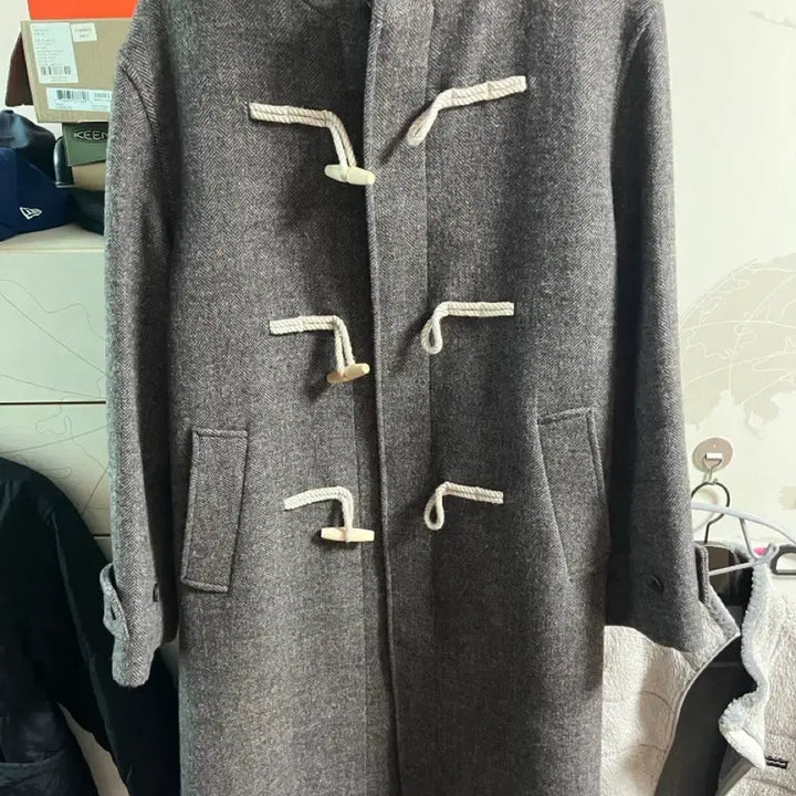[BUNJANG] The Knit Company Herringbone Hooded Duffle Coat L / 더니트컴퍼니 울 헤링본 후디드 더플코트 L