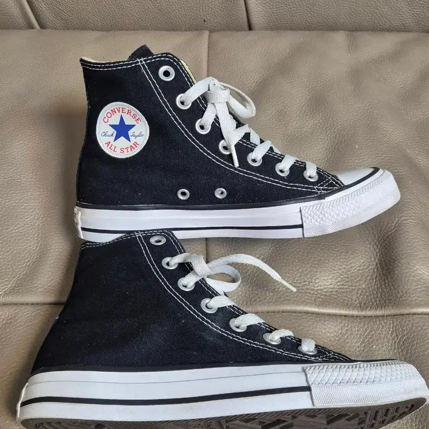 [BUNJANG] Converse Chuck Taylor High Shoes (Women's 230) / 컨버스 척테일러 하이 여자 230