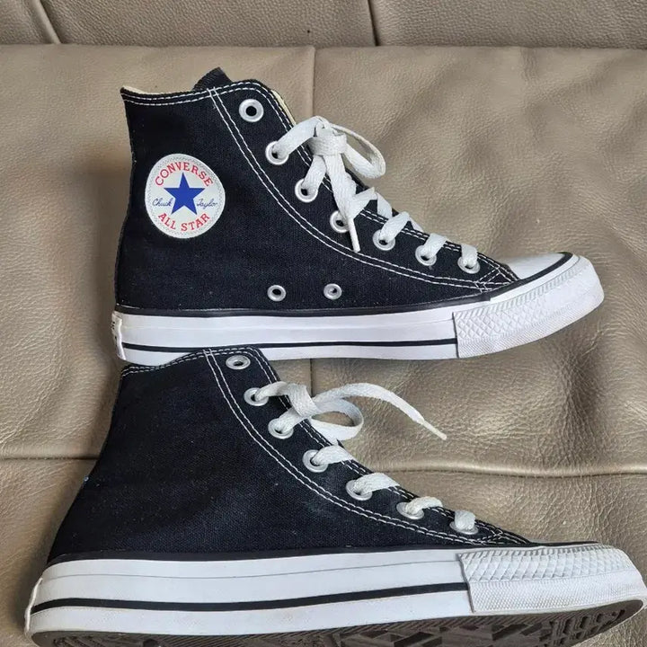 [BUNJANG] Converse Chuck Taylor High Shoes (Women's 230) / 컨버스 척테일러 하이 여자 230