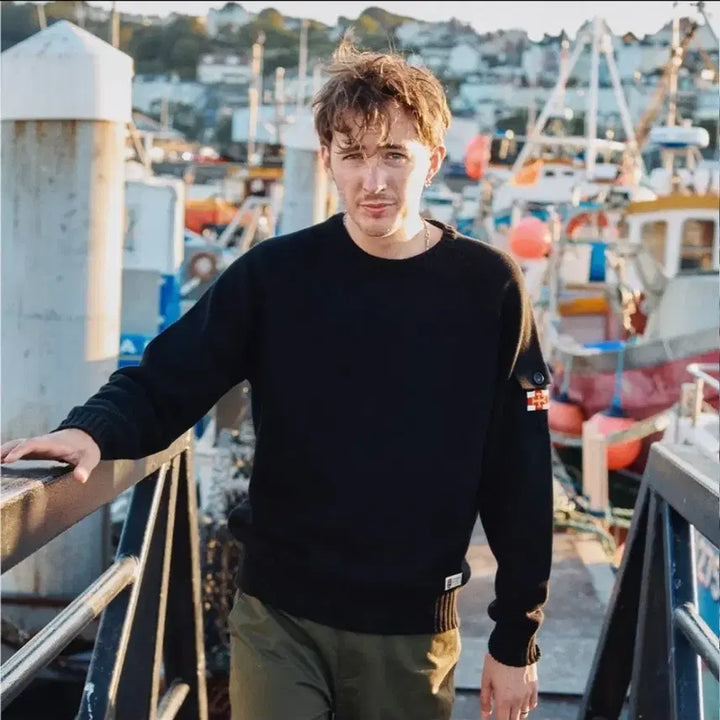 [BUNJANG] Geonjiulreunseu Knit Black L / 건지울른스 니트 블랙 L