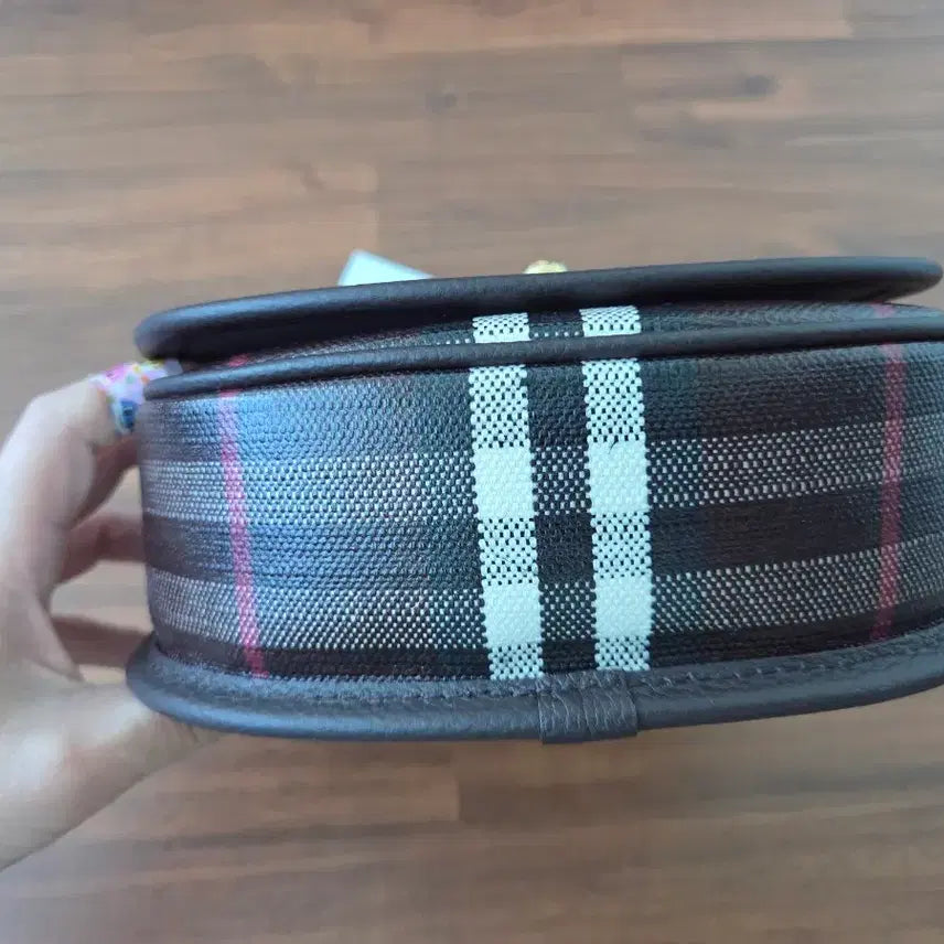 [BUNJANG] Burberry Tote Crossbody Bag / 버버리토트크로스백새제품