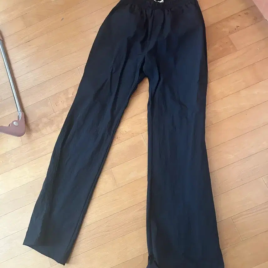 [BUNJANG] Untitledd I'LL Nylon Bootcut / 언타이틀드 아이딜 나일론 부츠컷