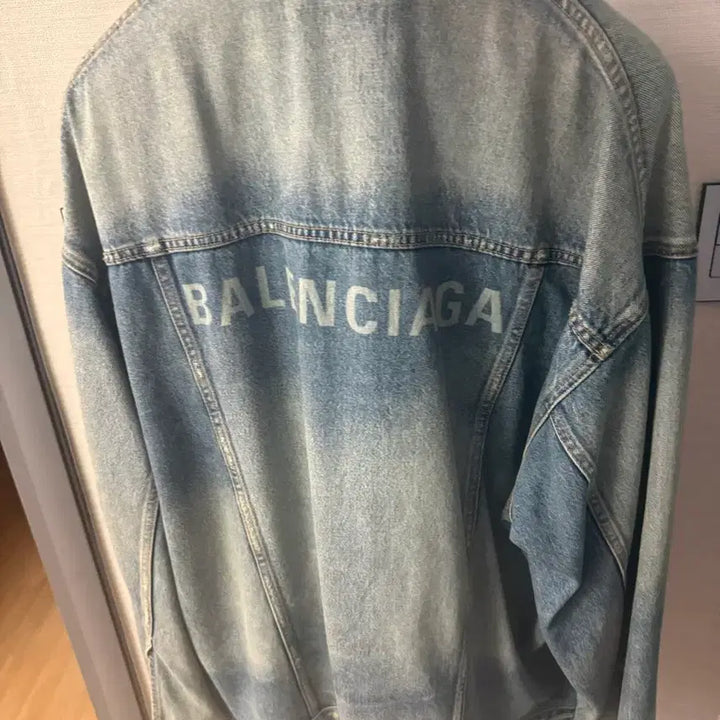 [BUNJANG] Balenciaga Oversized Denim Jacket / 발렌시아가 오버사이즈 자켓(데님)